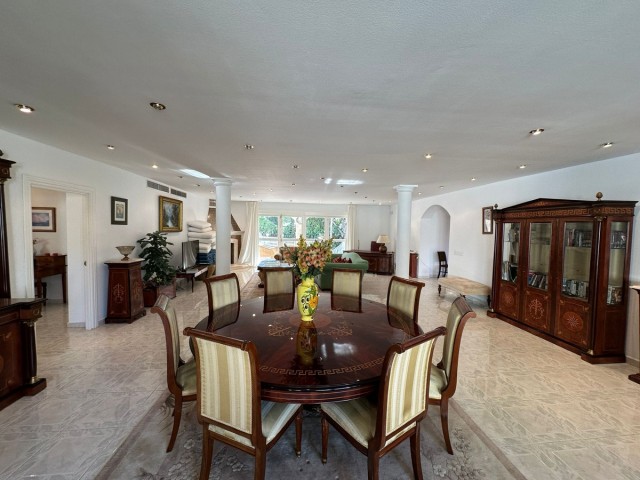 5 Schlafzimmer Villa in Marbesa