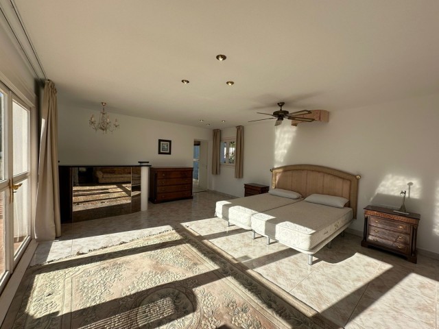 5 Schlafzimmer Villa in Marbesa