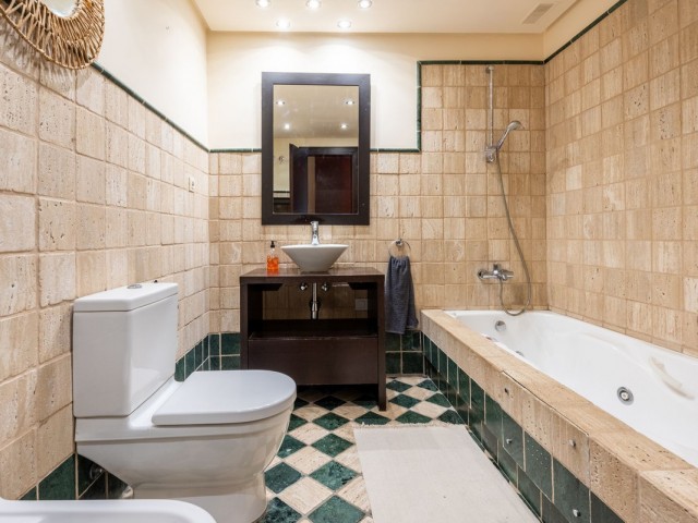 4 Schlafzimmer Reihenhaus in Benahavís