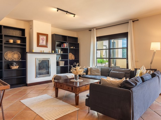 4 Bedrooms Townhouse in Benahavís