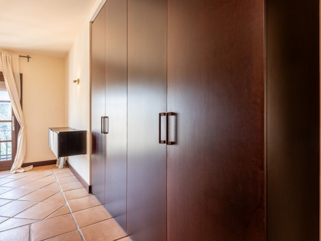 4 Bedrooms Townhouse in Benahavís