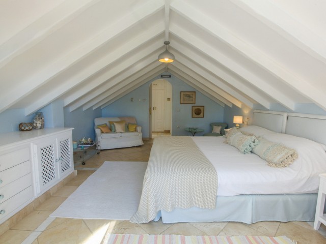 5 Bedrooms Villa in Sotogrande