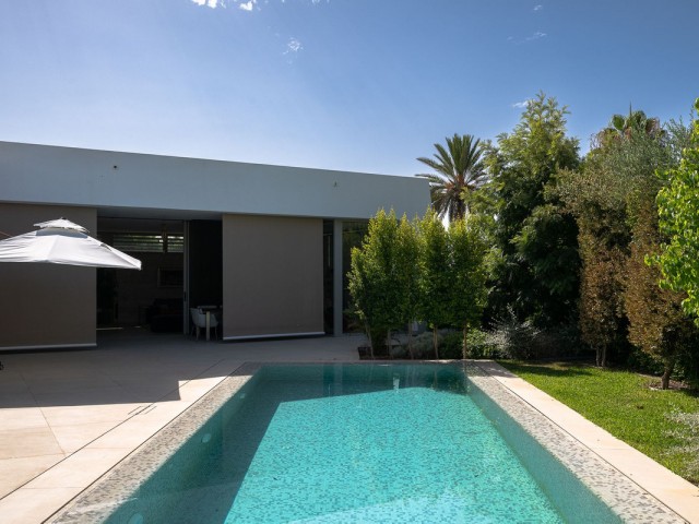 6 Soveroms Villa i Marbesa