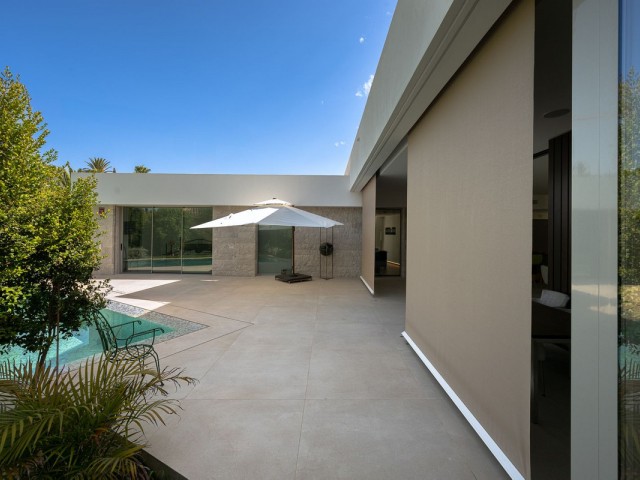 6 Makuuhuoneen Huvila Marbesa