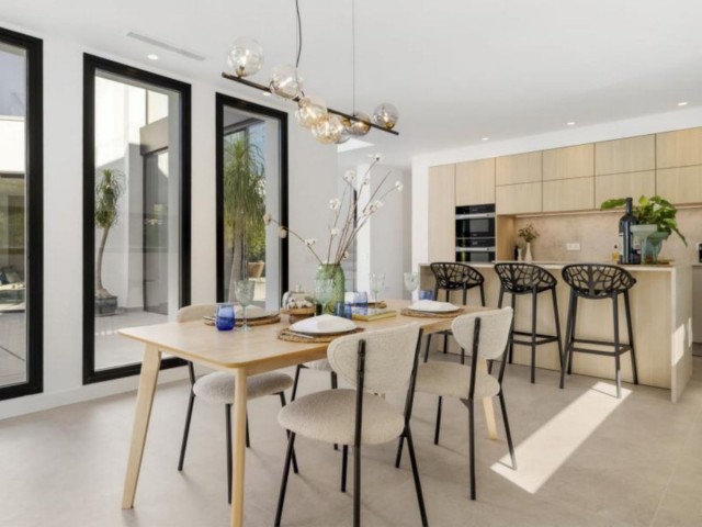 5 Schlafzimmer Villa in Marbesa