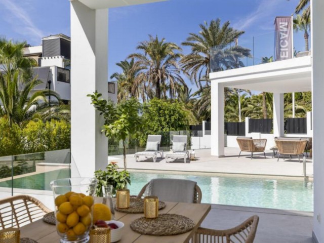 5 Schlafzimmer Villa in Marbesa