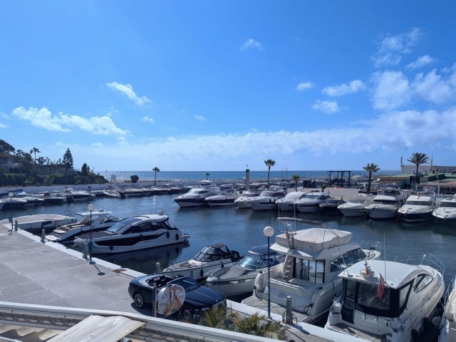 Kattohuoneisto Puerto de Cabopino