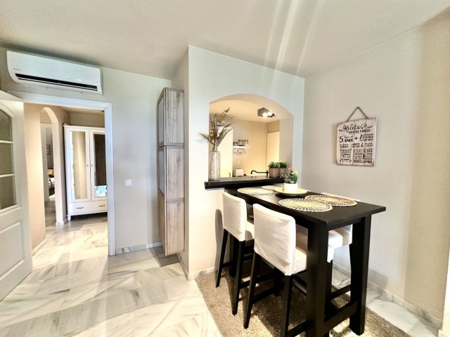 2 Bedrooms Apartment in Calahonda