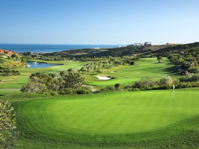 6 Bedrooms Villa in Casares