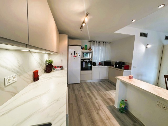 3 Bedrooms Apartment in Nueva Andalucía