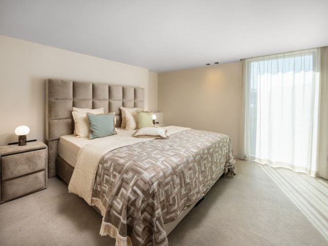 5 Bedrooms Villa in Nueva Andalucía