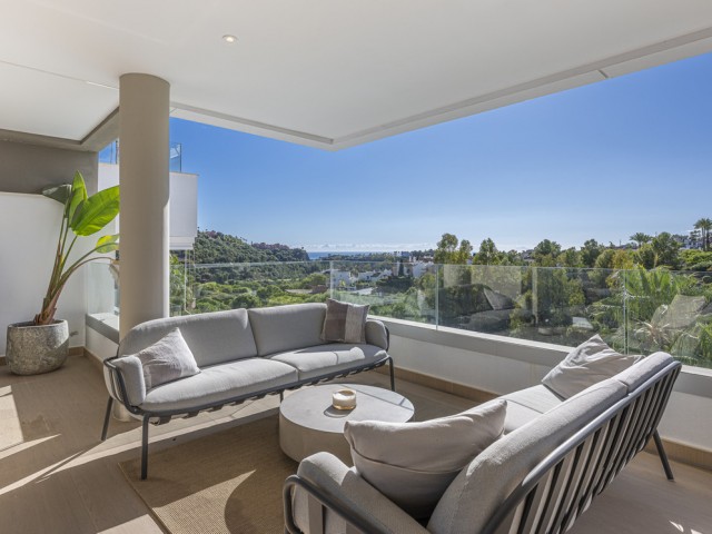 3 Bedrooms Apartment in Benahavís