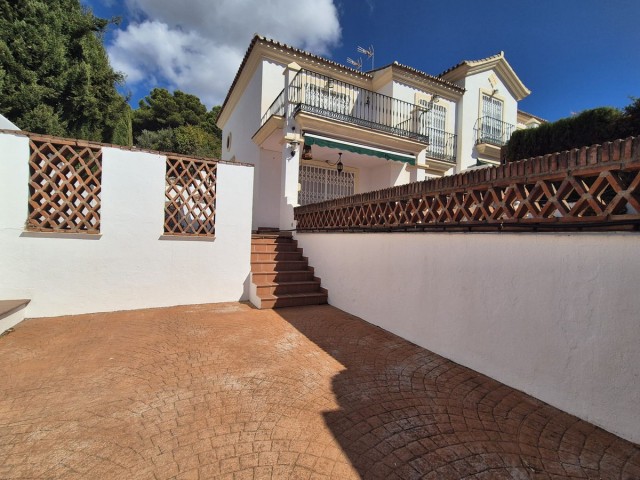 Villa, Alhaurin Golf, R5305081
