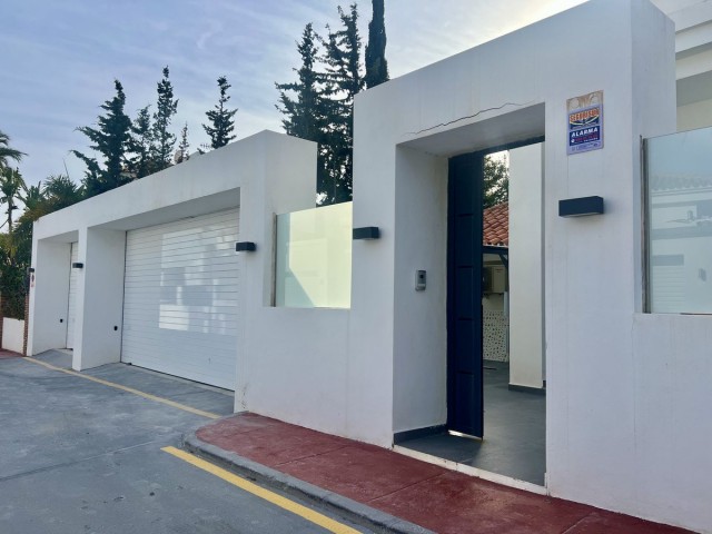 4 Bedrooms Villa in Nueva Andalucía