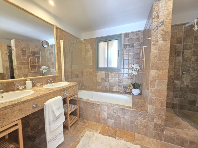 3 Schlafzimmer Apartment in Estepona