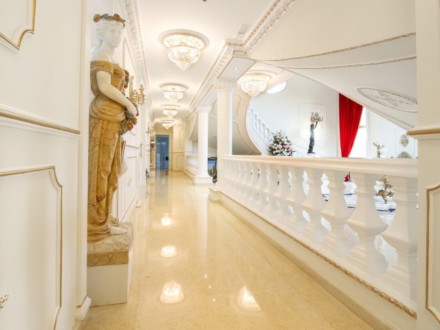 6 Bedrooms Villa in Sotogrande Alto