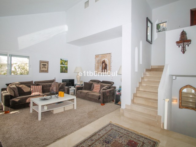 Rijtjeshuis, Istán, R5305291