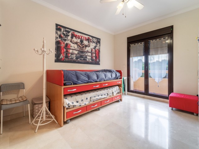 4 Soveroms Villa i Estepona