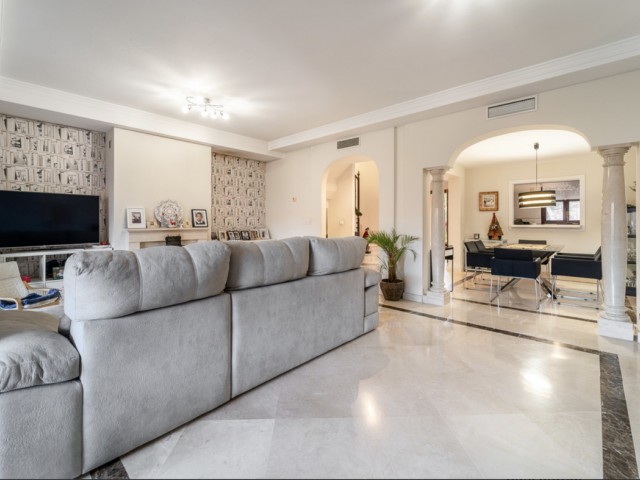 4 Schlafzimmer Villa in Estepona