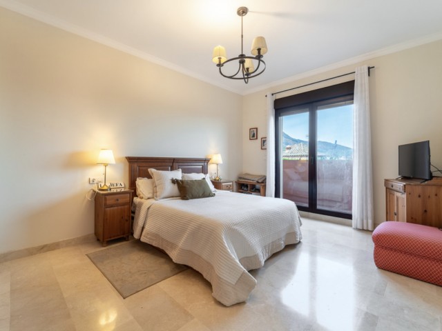4 Schlafzimmer Villa in Estepona