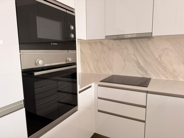 2 Schlafzimmer Apartment in Estepona