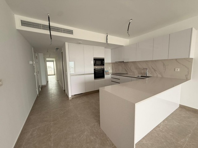 2 Schlafzimmer Apartment in Estepona