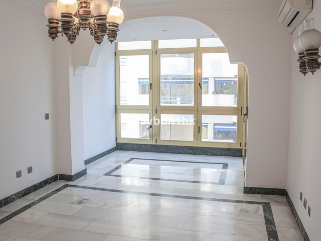 2 Sovrums Lägenhet i Marbella