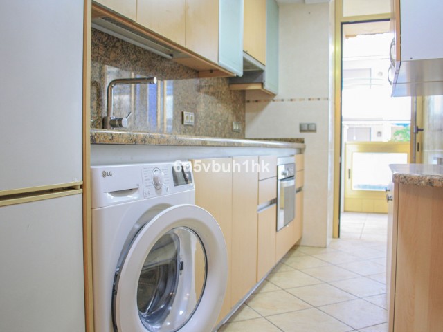 2 Sovrums Lägenhet i Marbella