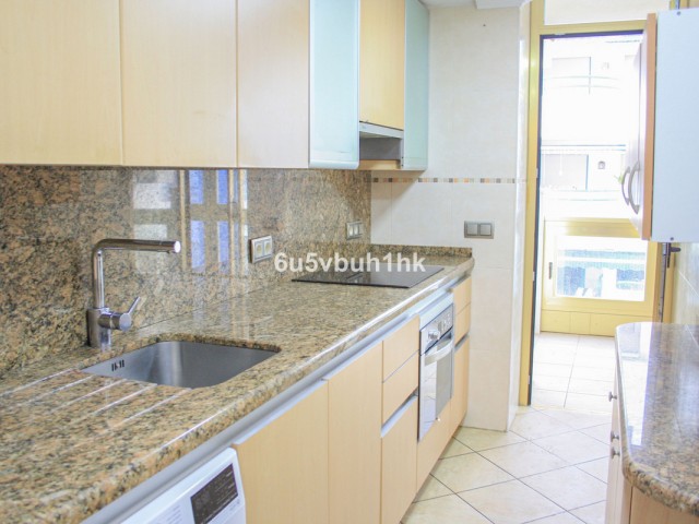 2 Sovrums Lägenhet i Marbella