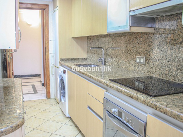 2 Sovrums Lägenhet i Marbella