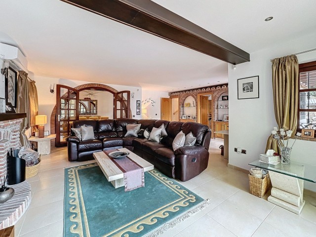 3 Bedrooms Villa in Mijas