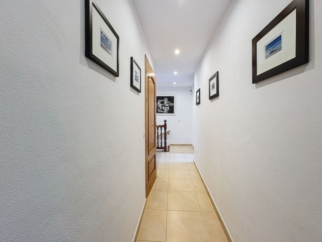 3 Bedrooms Villa in Mijas