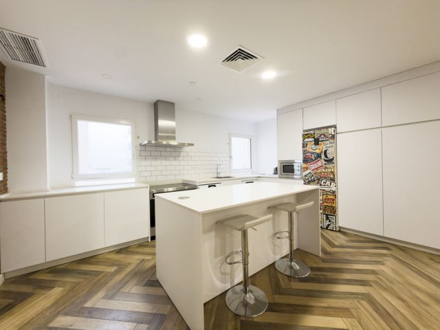 3 Bedrooms Apartment in Málaga Centro