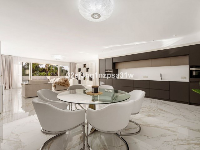 3 Sovrums Lägenhet i Marbella