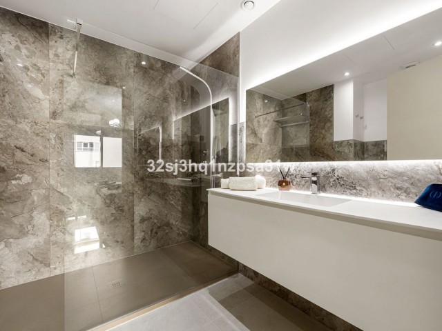 3 Sovrums Lägenhet i Marbella