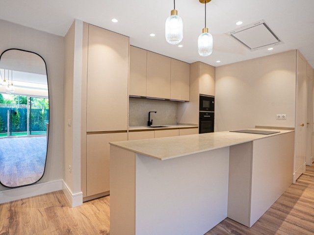 2 Schlafzimmer Apartment in San Pedro de Alcántara