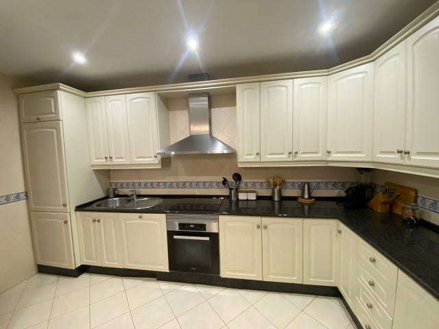 3 Makuuhuoneen Huoneisto Elviria