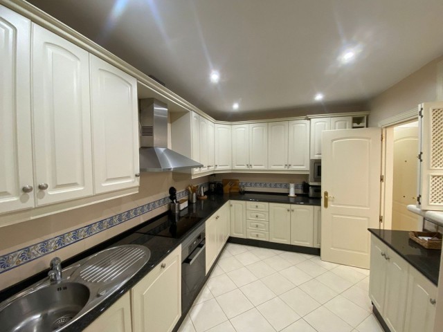 3 Makuuhuoneen Huoneisto Elviria