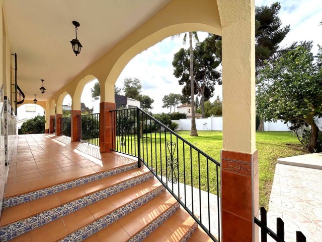 Villa, El Coto, R4882273