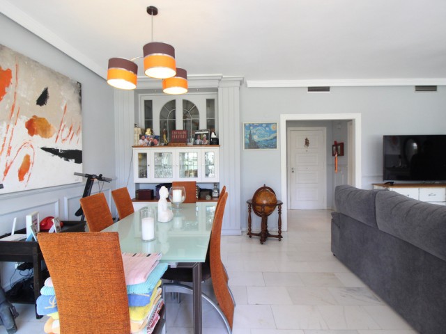 3 Slaapkamer Rijtjeshuis in Nueva Andalucía