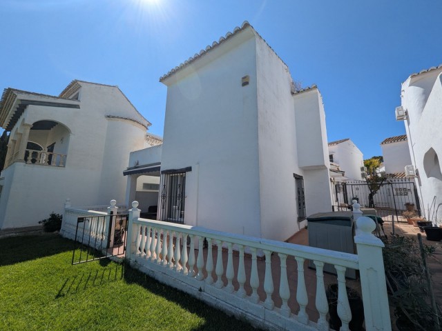 3 Bedrooms Townhouse in Calahonda