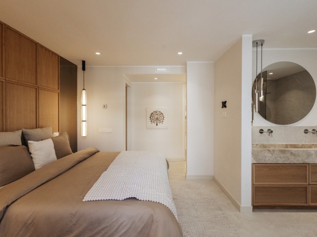 4 Bedrooms Apartment in Nueva Andalucía