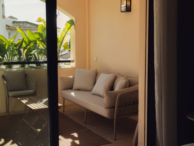 4 Bedrooms Apartment in Nueva Andalucía