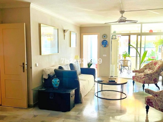 3 Bedrooms Apartment in Puerto Banús