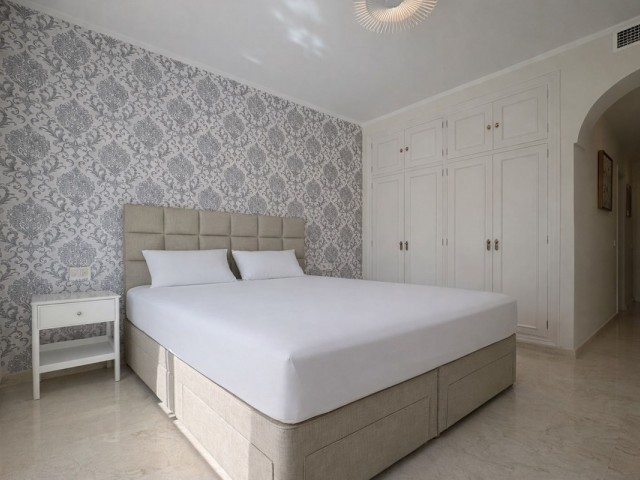 Penthouse avec 2 Chambres  à Costalita