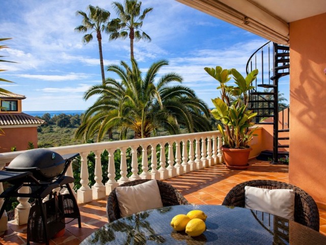 Kattohuoneisto New Golden Mile