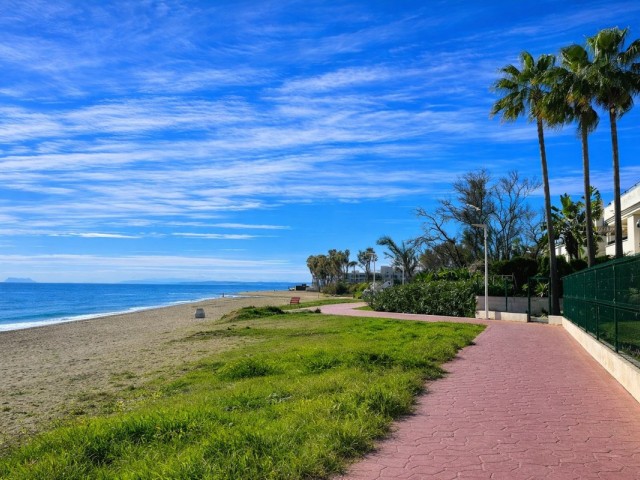 Kattohuoneisto New Golden Mile