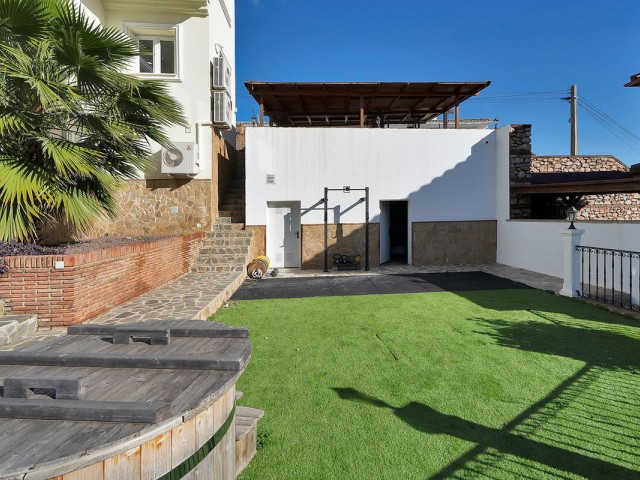 5 Schlafzimmer Villa in Benalmadena
