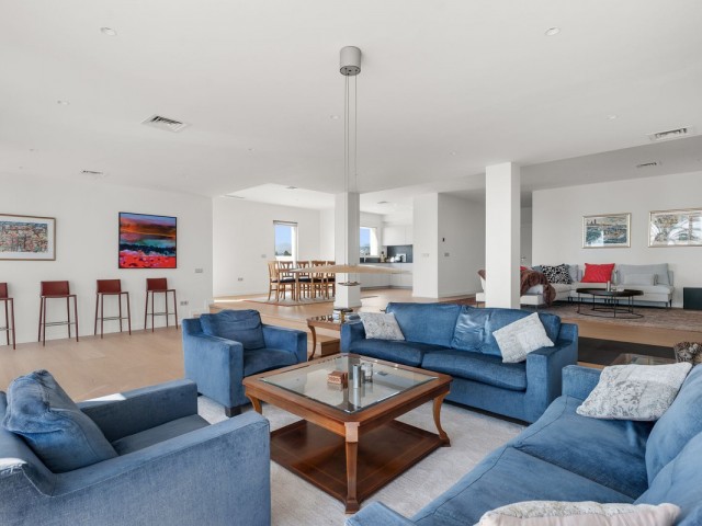 3 Bedrooms Apartment in Nueva Andalucía