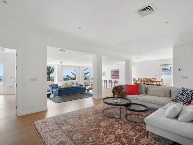 3 Bedrooms Apartment in Nueva Andalucía